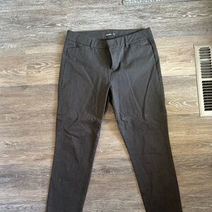 Old Navy Pixie Gray, Size 10
